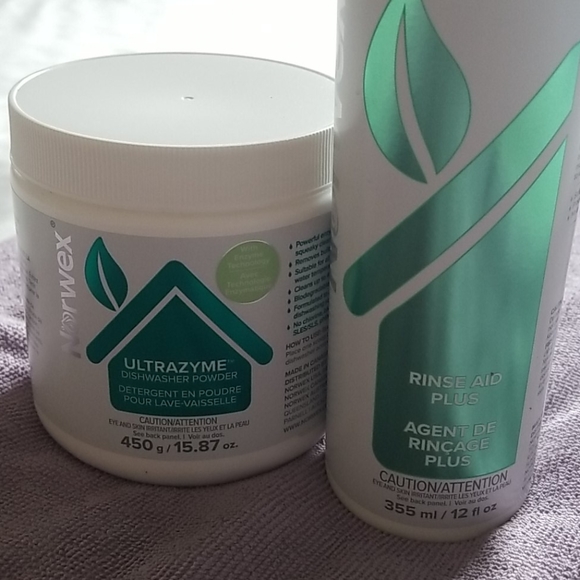 Norwex Bundle - Picture 2 of 4